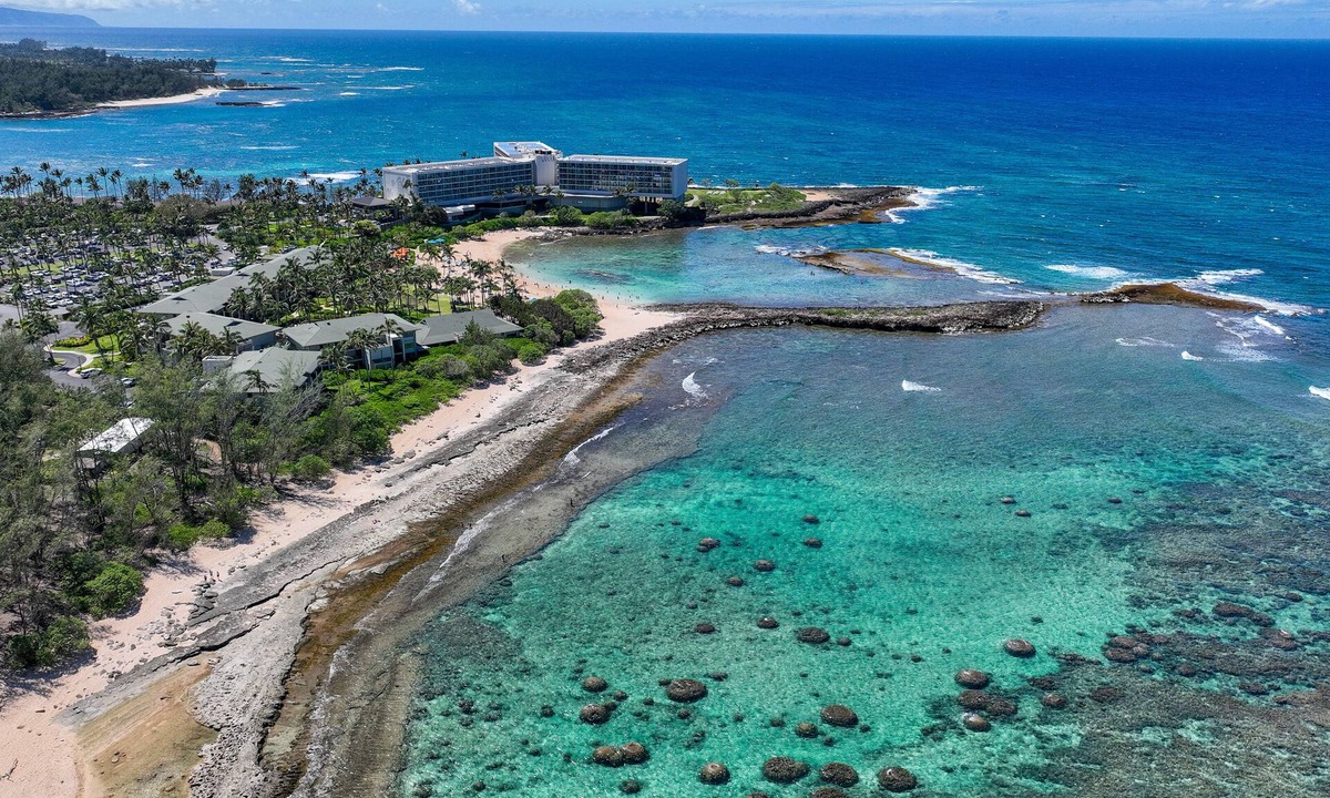 Kahuku Condo | Surfer's paradise on Oahu's North Shore - Split ACs