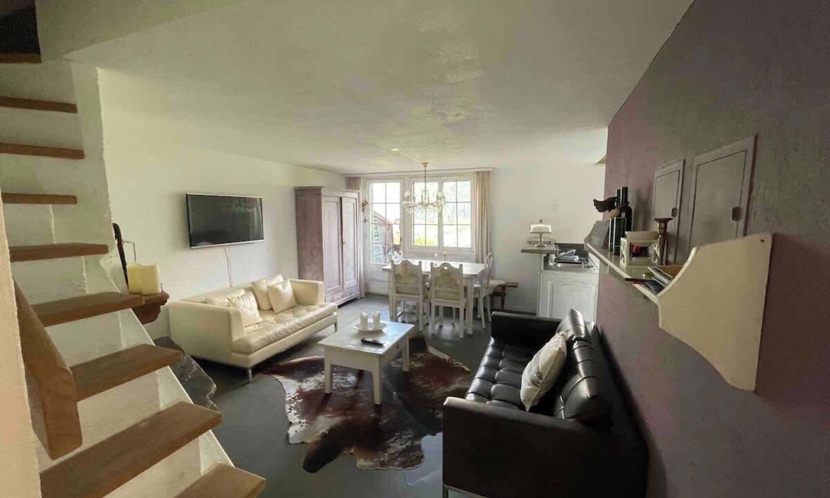 Grindelwald Apartment | Surfers Horizon Loft | Balcony & Panoramic views