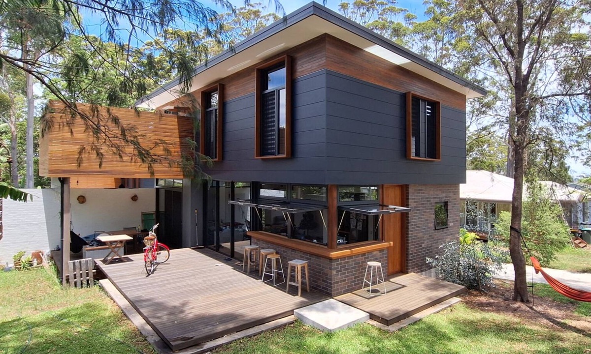 Smiths Lake House | Surfing Parrot - Holiday Villa