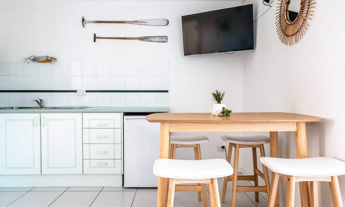 Mollymook Beach Apartment | SURFRIDER ON MITCHELL - Direct Beach Access