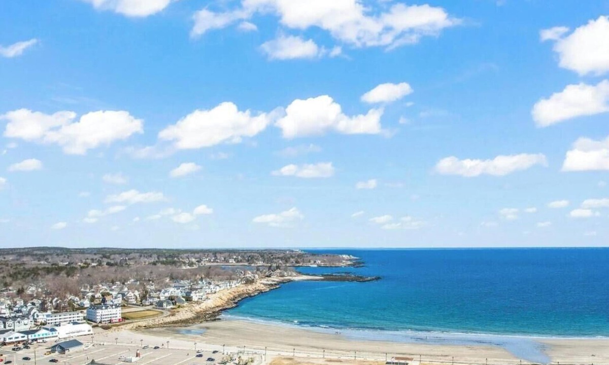 York Beach House | Surfside at Short Sands - 3 min walk to Short Sands - York - Pool - Hot Tub