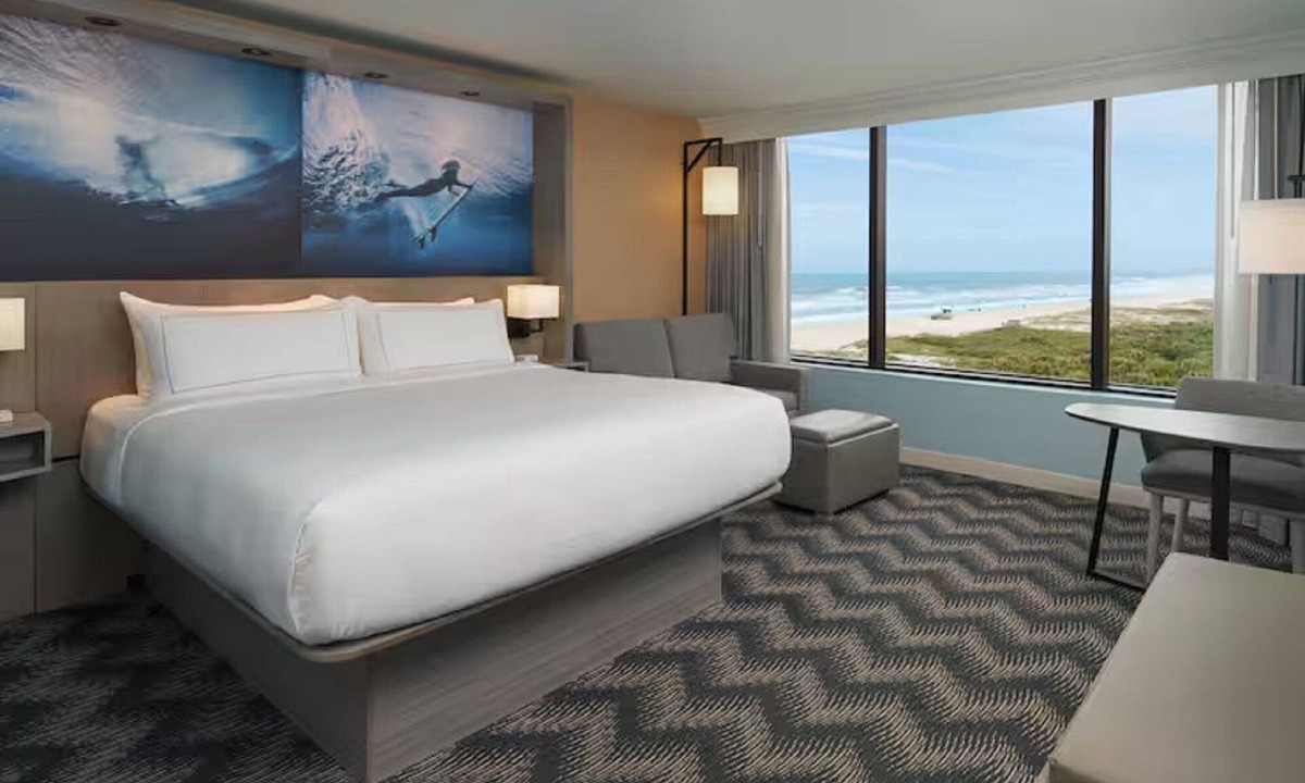 Cocoa Beach Hotel | Surfside Splendor! Close to Cocoa Beach, Onsite Pool, Parking!