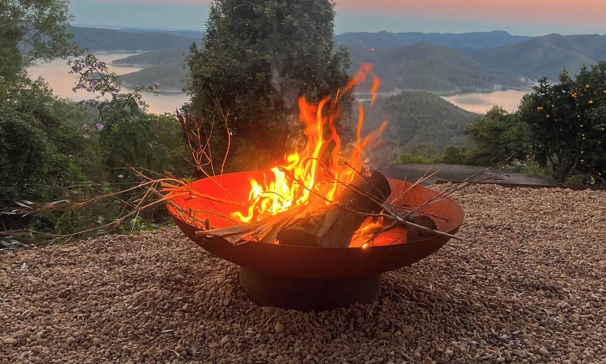 Lower Beechmont House | Surrounded by nature with panoramic mountain views