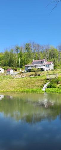 Susquehanna House | Susquehanna Waterfall Haven