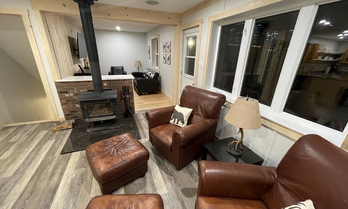 Cumberland County Cabin | Sutherlands Lake Lodge