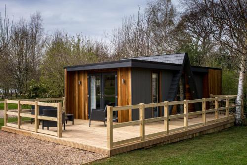 Bishop Sutton House | Sutton Cabins