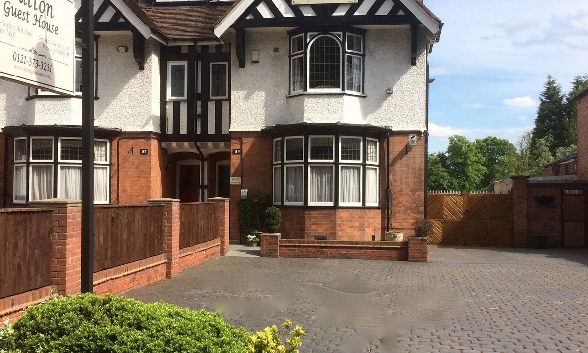 Stonnall House | Sutton Guest House