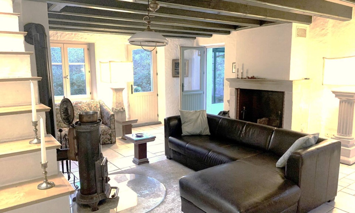Taintrux Cottage | SUZAN du Bois d'Argent~ stylish cottage in peace and nature