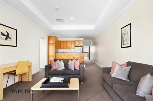 Adelaide Central Business District Apartment | Swainson on Franklin