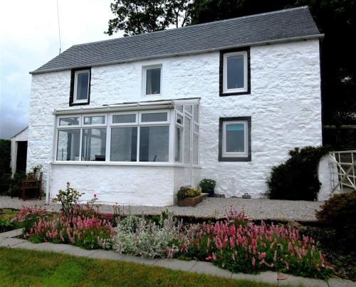 Dalbeattie House | Swallow Cottage