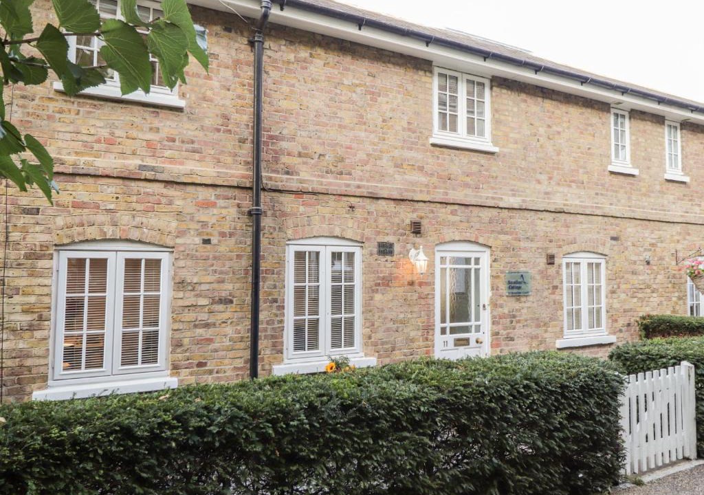 Herne Bay House | Swallow Cottage