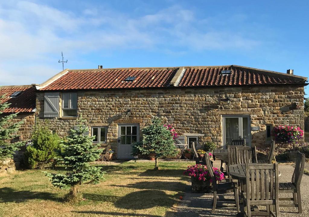 Staintondale House | Swallow Cottage