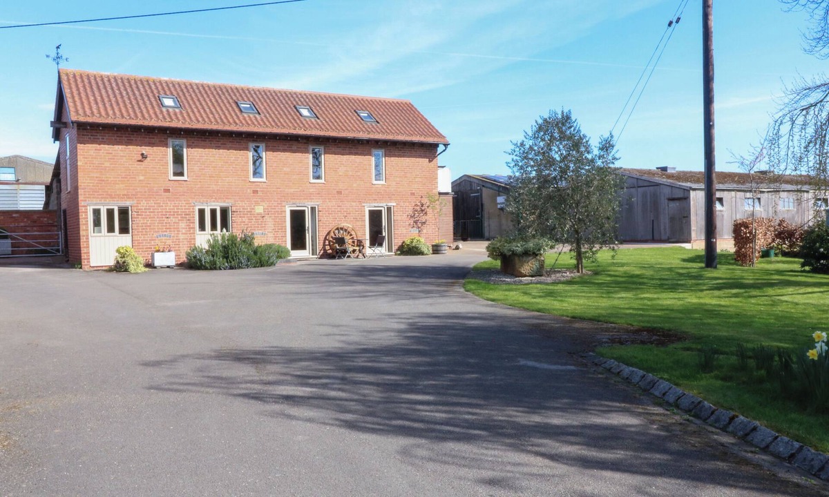 Askham Cottage | SWALLOW'S FLIGHT, romantic in Askham