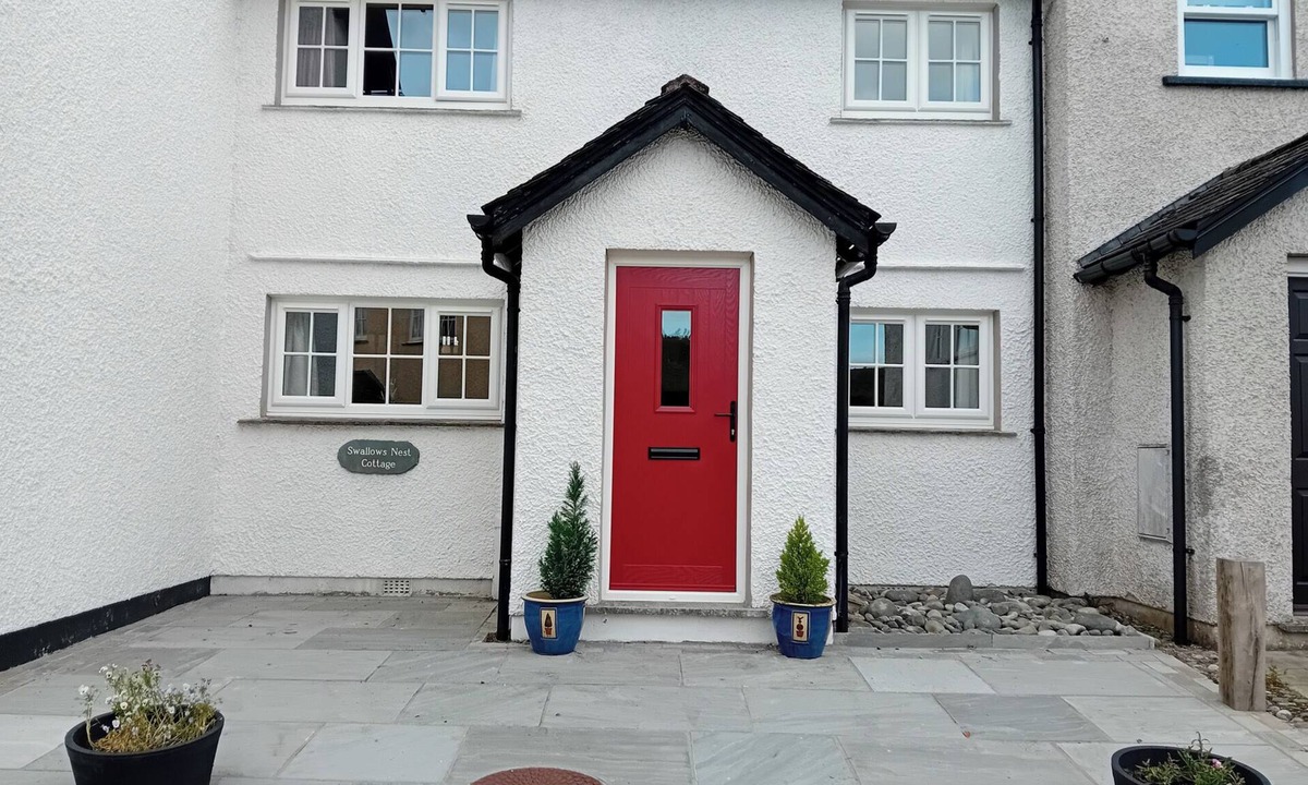 Hawkshead Cottage | SWALLOWS NEST COTTAGE, pet friendly, with a garden in Hawkshead