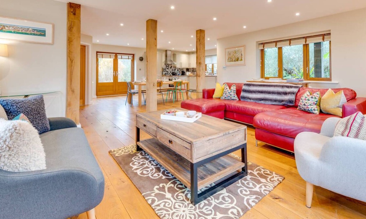 St Mary's Bay House | Swallows Return in the beautiful Ashford