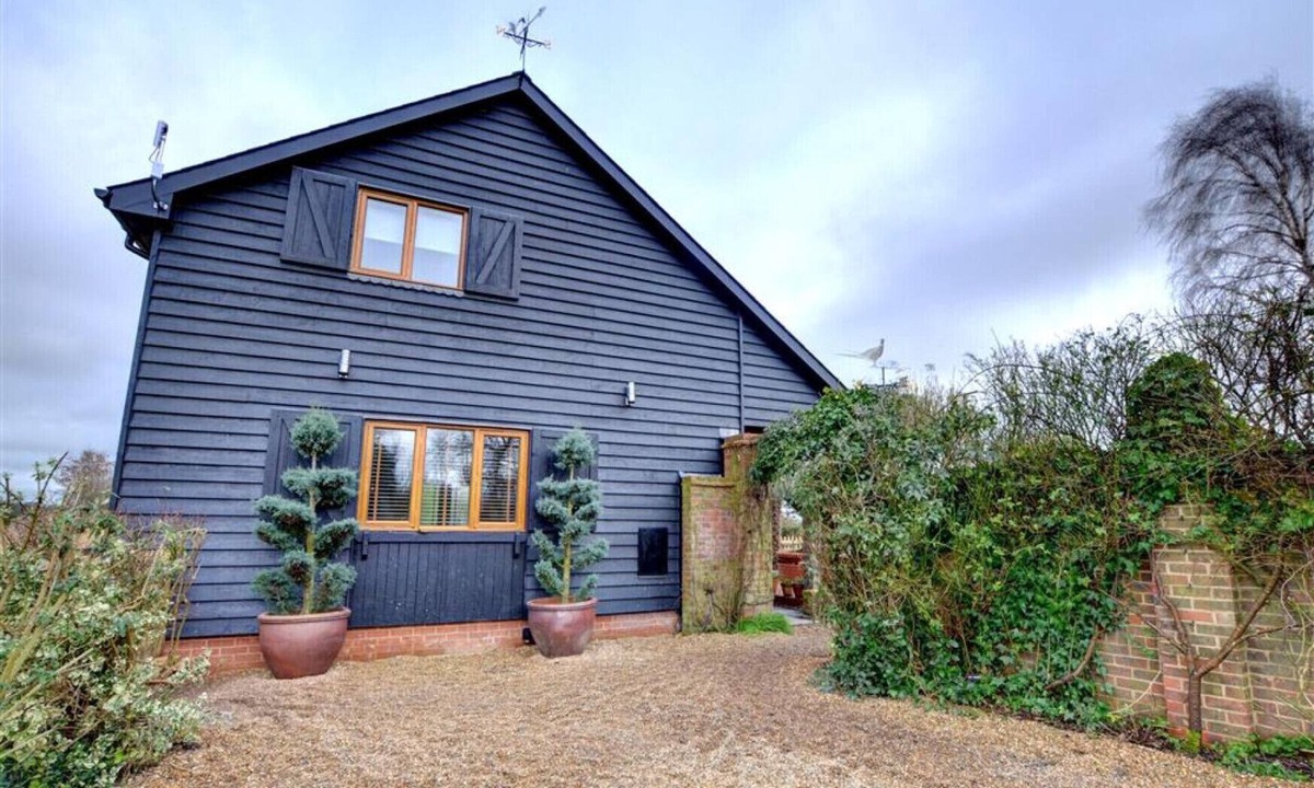 St Mary's Bay House | Swallows Return - Three Bedroom House, Sleeps 6