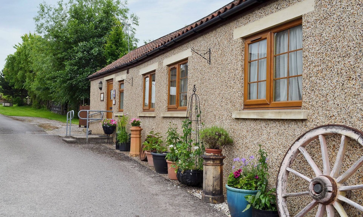 West Heslerton Cottage | Swallowtail Cottage - UK2296