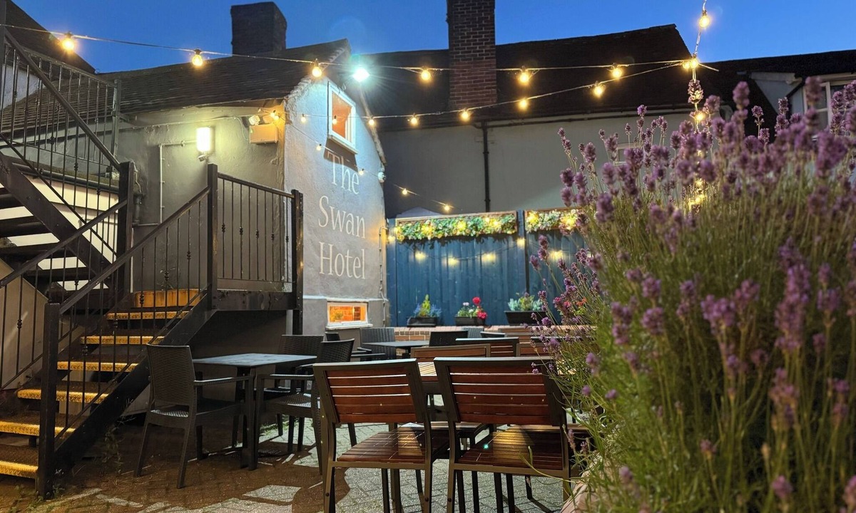 Thaxted Hotel | Swan Hotel Thaxted by Greene King Inns