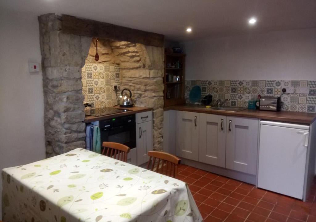 Upton Cheyney House | Swan walkers cottage