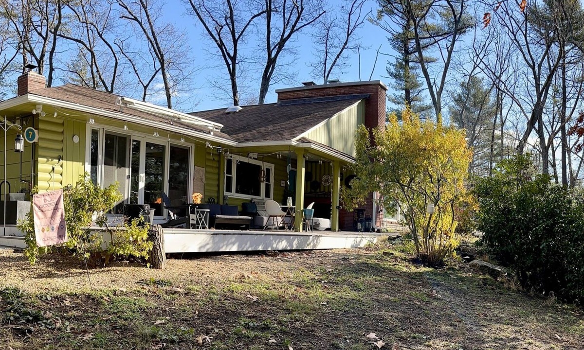 Andover House | Swanky Mid Century Ranch