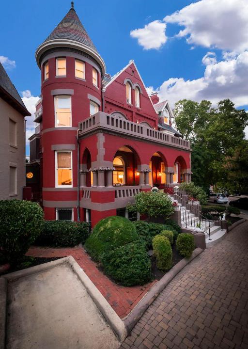 Dupont Circle Bed & Breakfast | Swann House