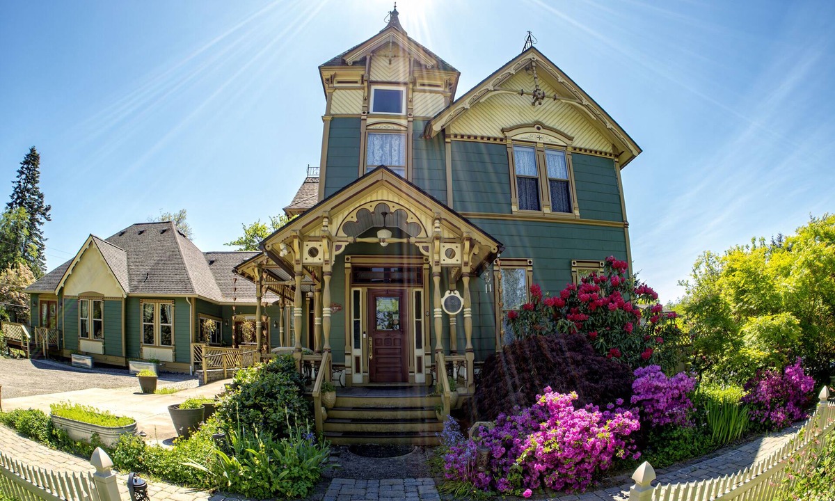 Olympia Bed & Breakfast | Swantown Inn