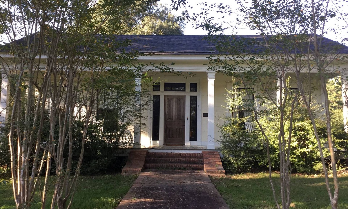 Keatchie House | SWEARINGEN PLACE. Est. 1840 Historic Keachi