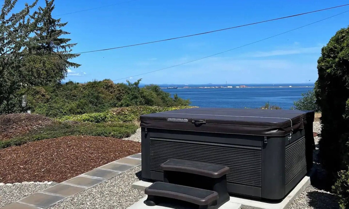 Port Angeles House | Sweet Caroline Water View