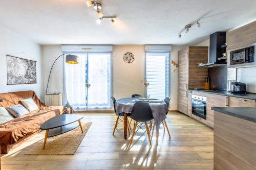 La Riviere-Saint-Sauveur Apartment | Sweet Dreams