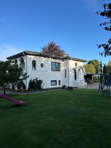 Harlev House | Sweet Home