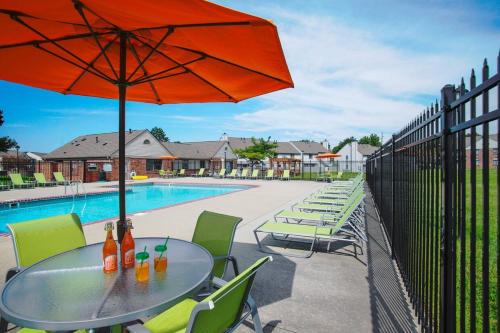 Castleton Apartment | Sweet home