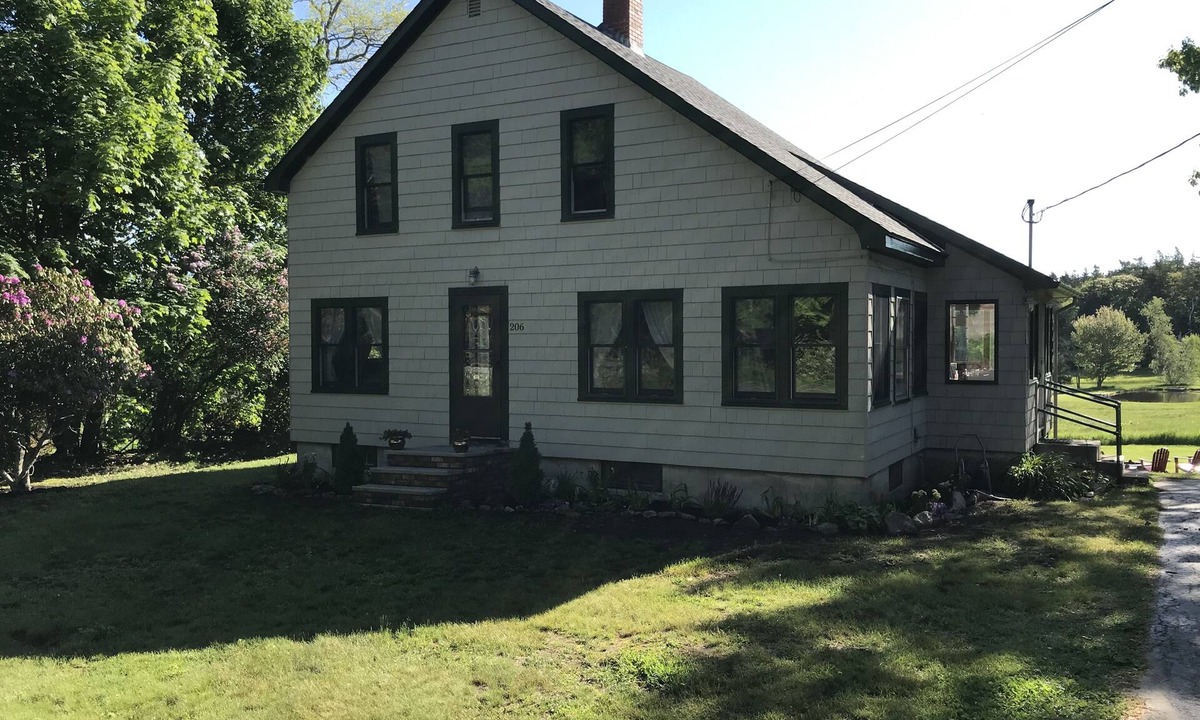 South Thomaston House | Sweet Home with Stunning Water Views