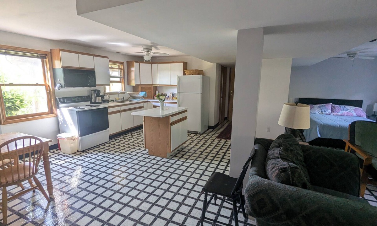 Newfield Apartment | Sweet kid & pet friendly studio near Ithaca & Watkins