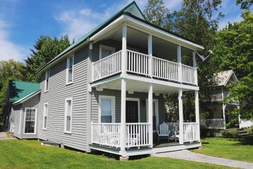 Jamestown House | Sweet Mary home