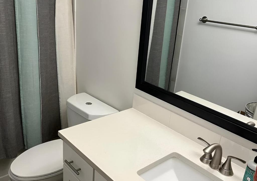 Highland Park Apartment | Sweet three bedroom