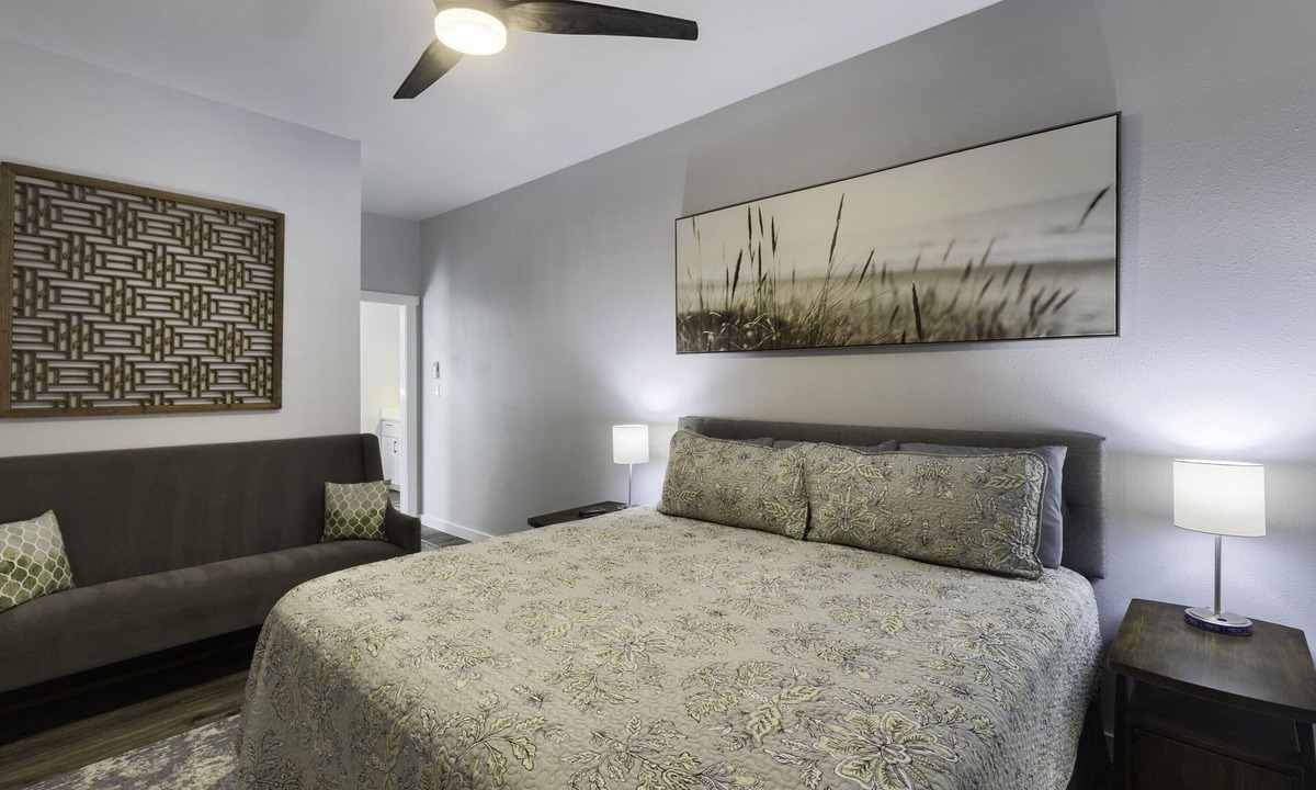 Emory House | SweetDove Stays- Suite; w/Stocked Lake, Secure Parking
