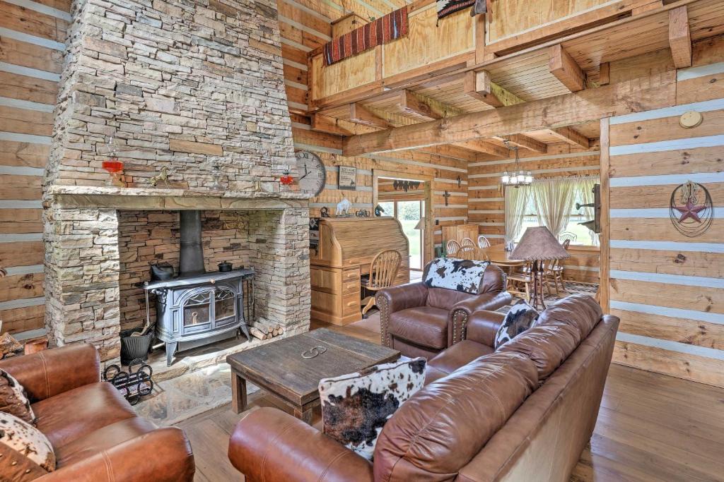 South Pittsburg House | Sweetens Ranch