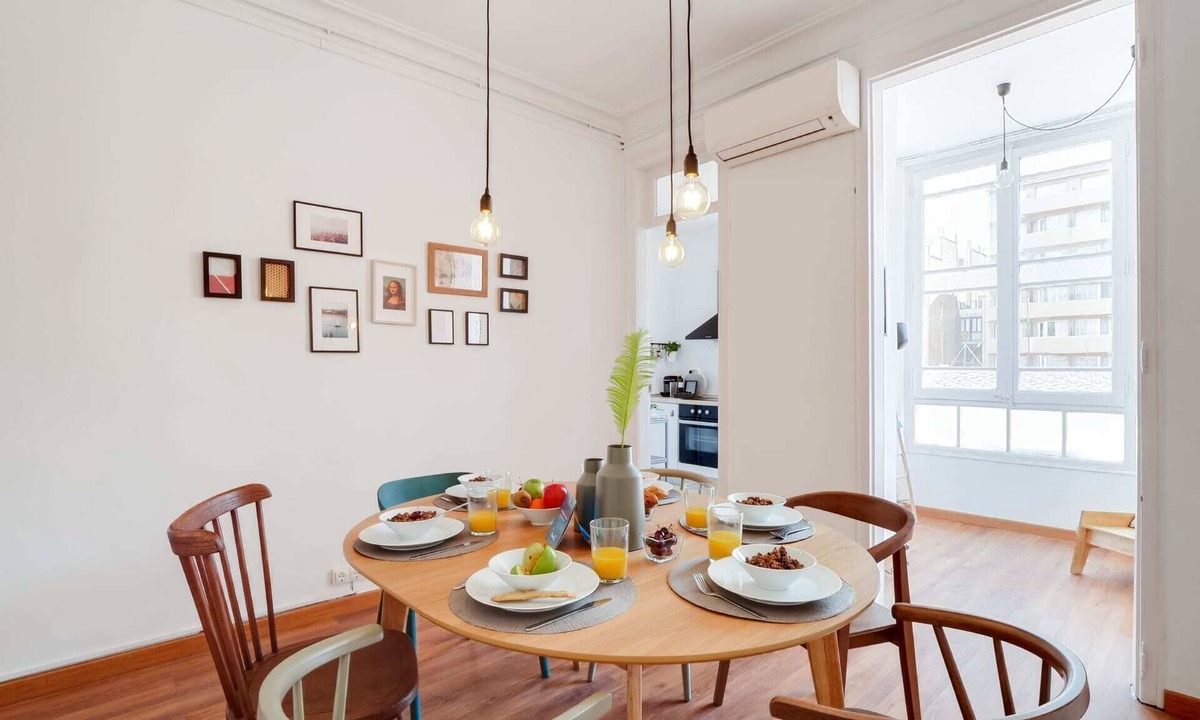 La Nova Esquerra de l'Eixample Apartment | Sweett | Rocafort 104