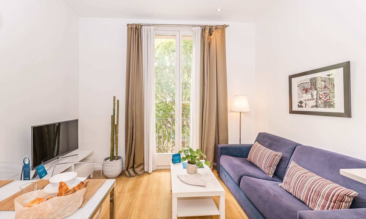 Sant Antoni Apartment | Sweett | Villarroel 212