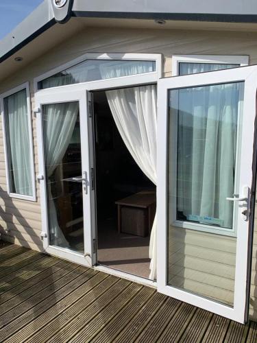 Ardentinny House | Swift bordeaux 24