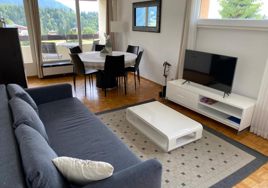 Leysin Apartment | Swiss Mountains