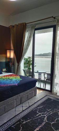 Kuantan Apartment | SwissBelResidence Studio With King Bed