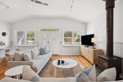 Ocean Grove House | Swyn Y Mor Riverside Cottage Haven