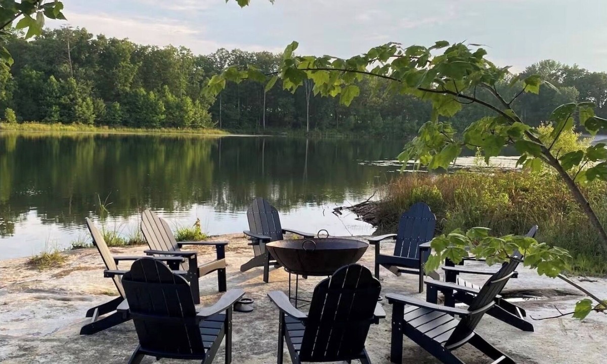 Tracy City House | Sycamore Shores - Lakefront Home