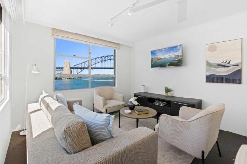 McMahons Point Apartment | Sydney Harbourside Apartment