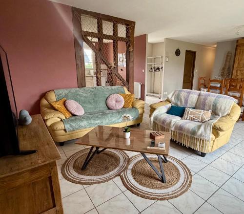 Pende House | Sylvain & Barbara