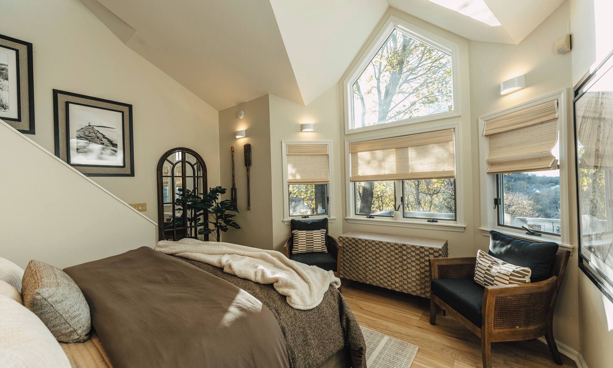 Eastside House | Syracuse Nantucket Oasis @ 216