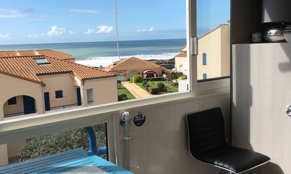 Chateau-d'Olonne Apartment | T 2 Sables d'olonne Sea view