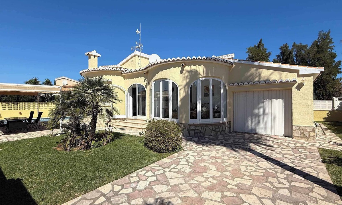 Els Poblets Villa | T-4711, Villa Sol, villa with private pool, 600 m from the sea