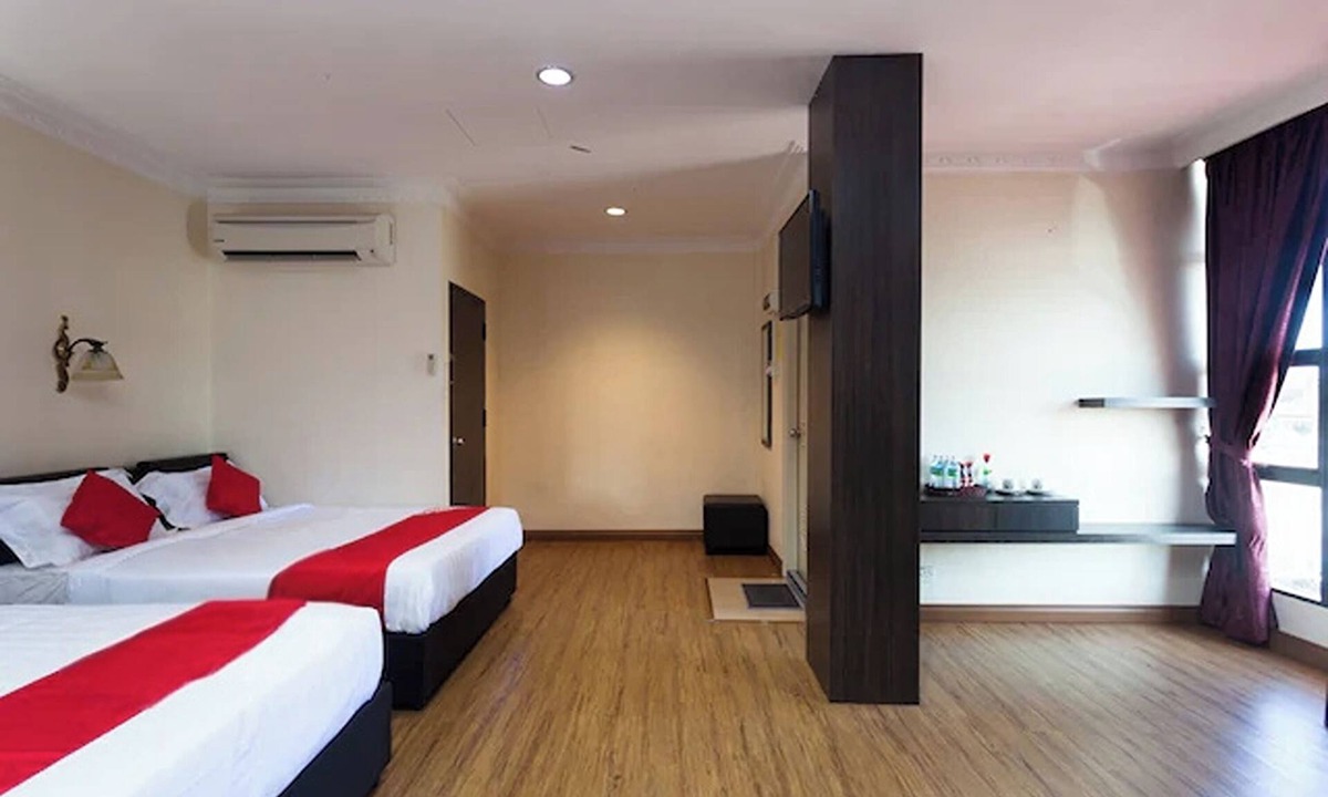 Taman Bunga Ros Hotel | T P Hotel